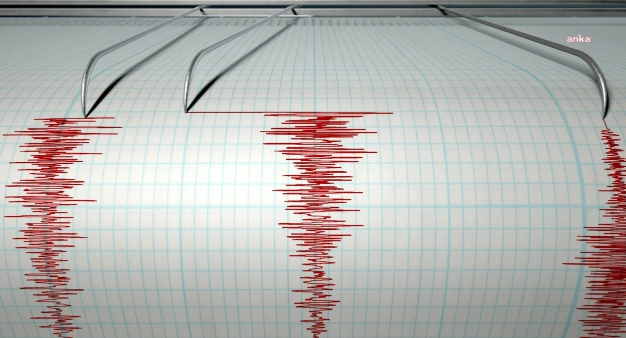 Çanakkale'nin Ezine ilçesinde 4.9 büyüklüğünde deprem meydana geldi